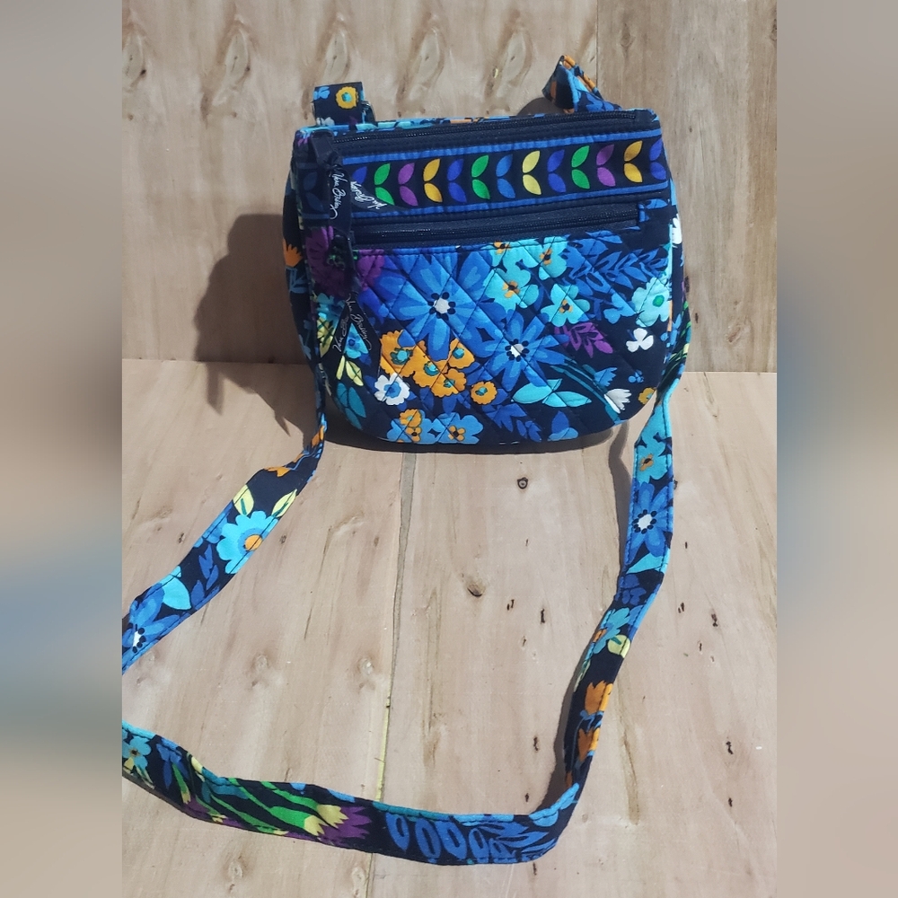 Vera Bradley Mini Travel Crossbody Bag with lots of compartments